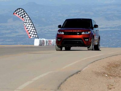 RANGE ROVER SPORT SETS HILL CLIMB RECORD